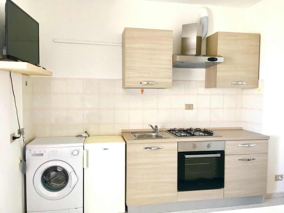 Apartamento Monolocale Loredana Tergu Exterior foto